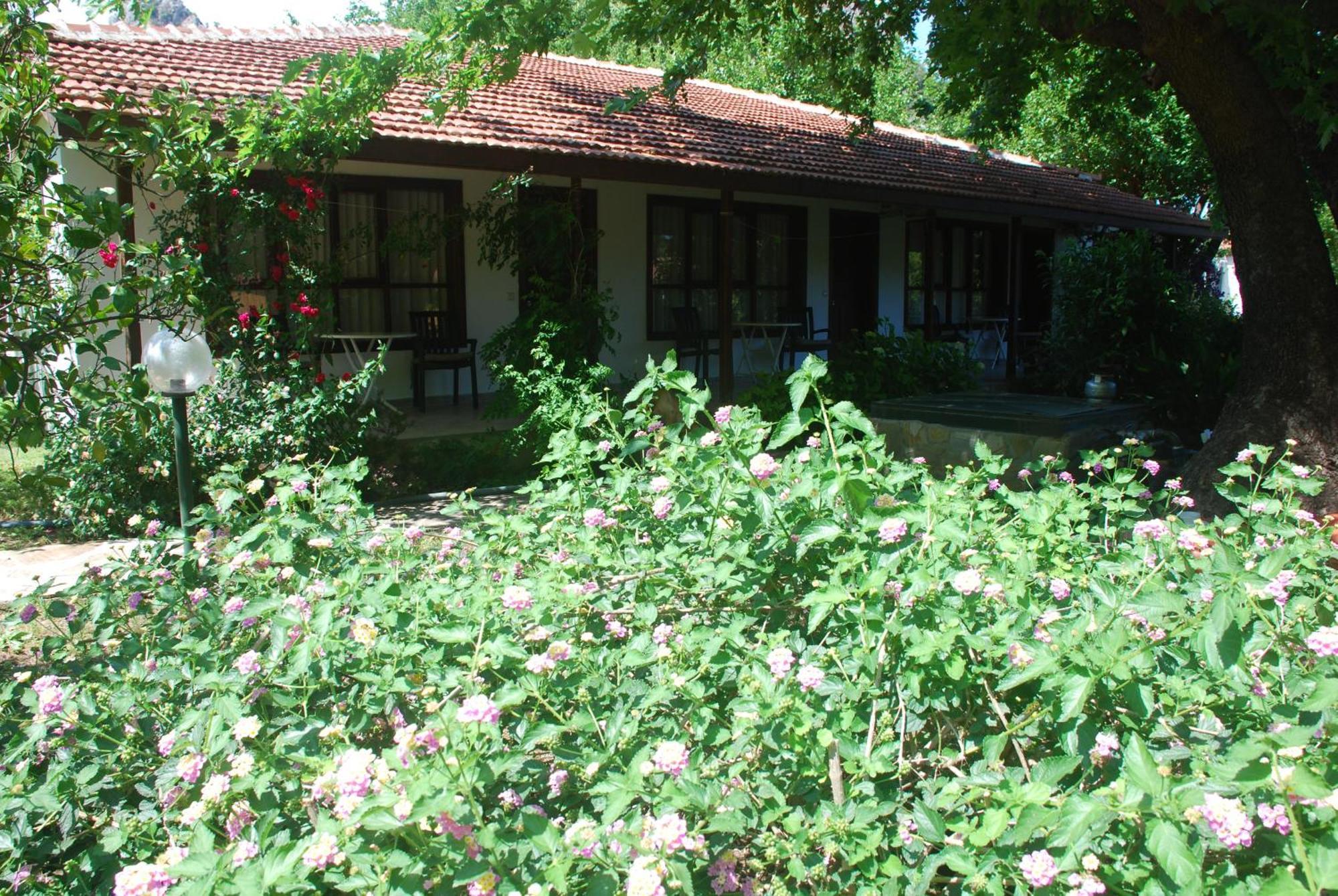 Dolunay Apart Hotel Çıralı Exteriör bild